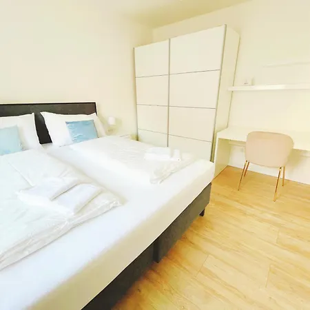 Apartment Contactless Self-check-in - Stayhere 11 *