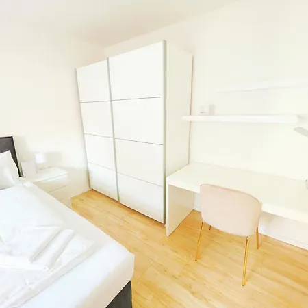 Apartment Contactless Self-check-in - Stayhere 11